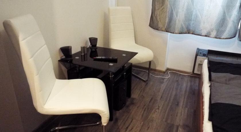 פופראד 24 Hour-Self Check-In Apartment Namestie Svaeteho Egidia חדר תמונה